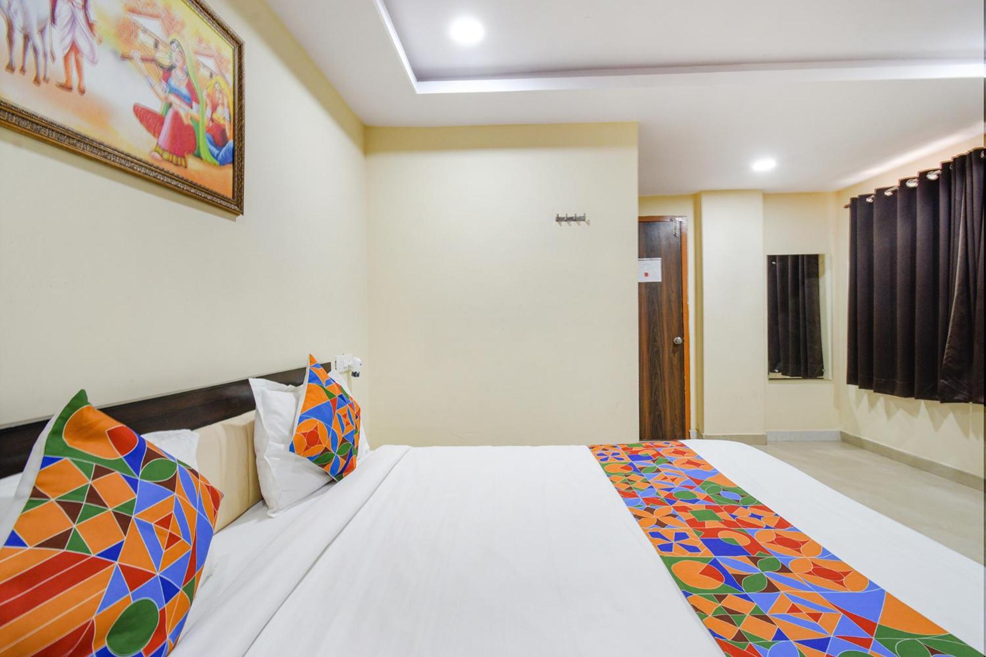 Fabhotel N Residency, Hitech City - 350M From Yashoda Hospital, Hitech City Hyderabad Exterior photo